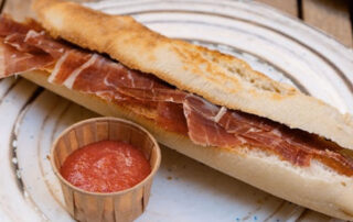 Bocadillos de jamón más populares - La Casa del Jamón